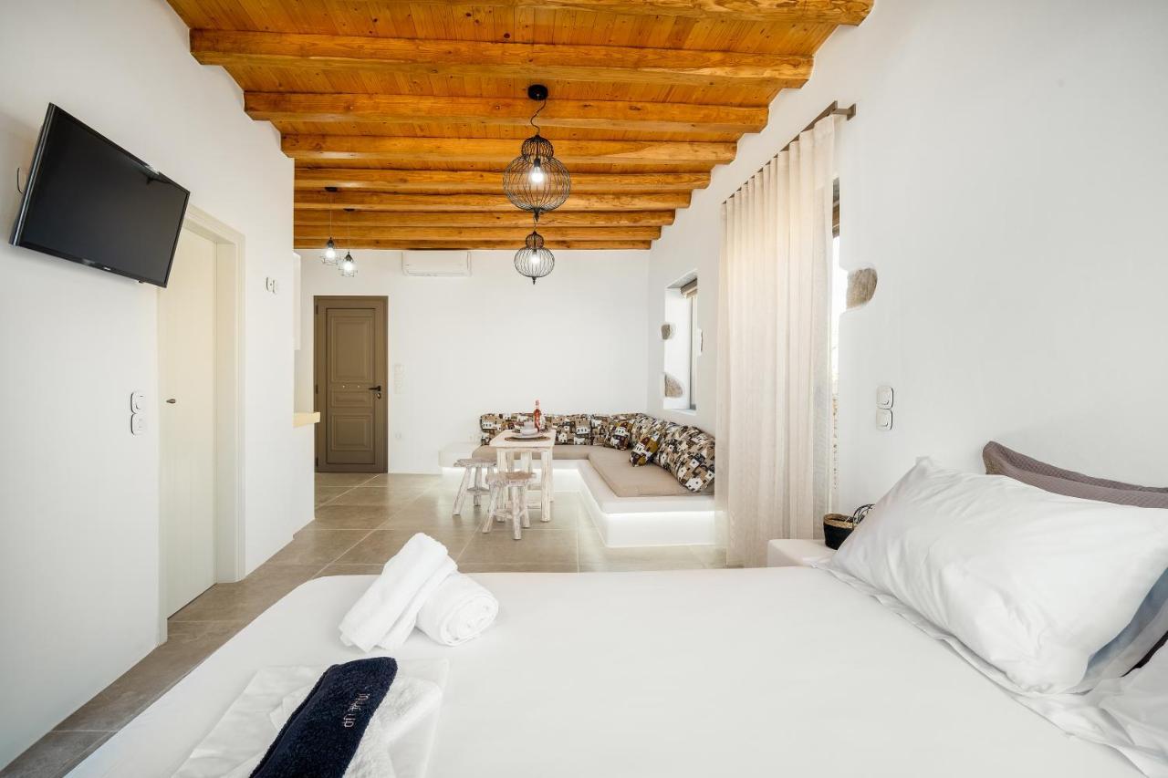 Petrias Pool House Apartment Serifos Town