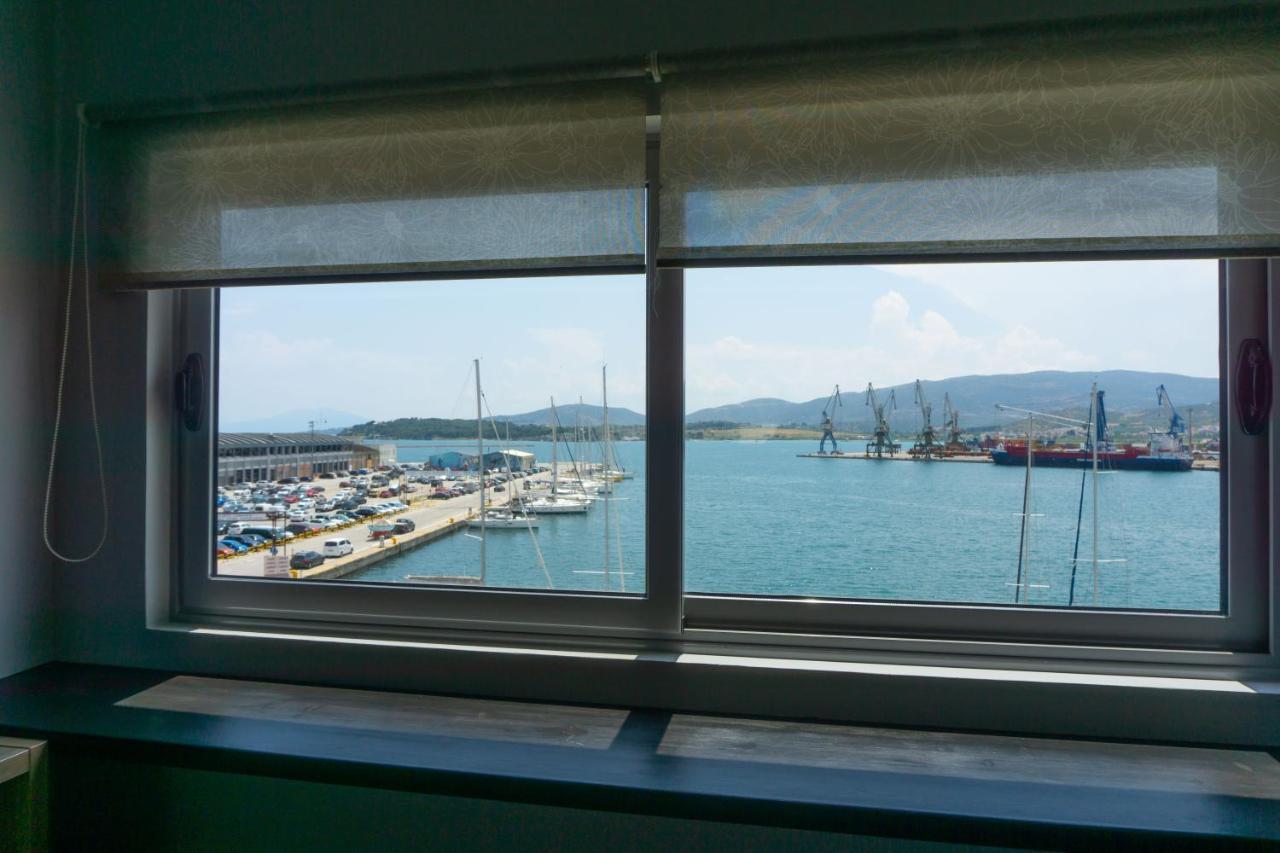 Apartment Limani