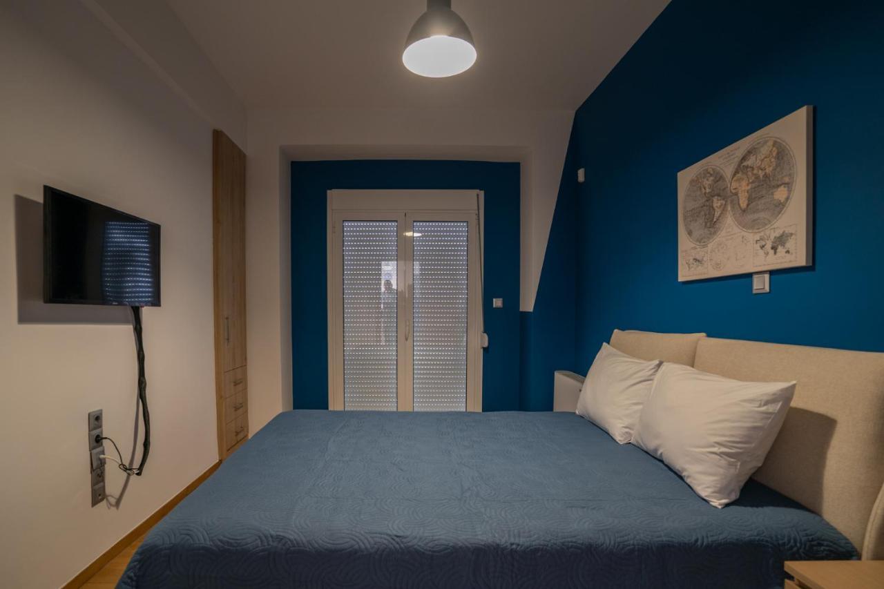 Maxblue 2 Apartment Piraeus