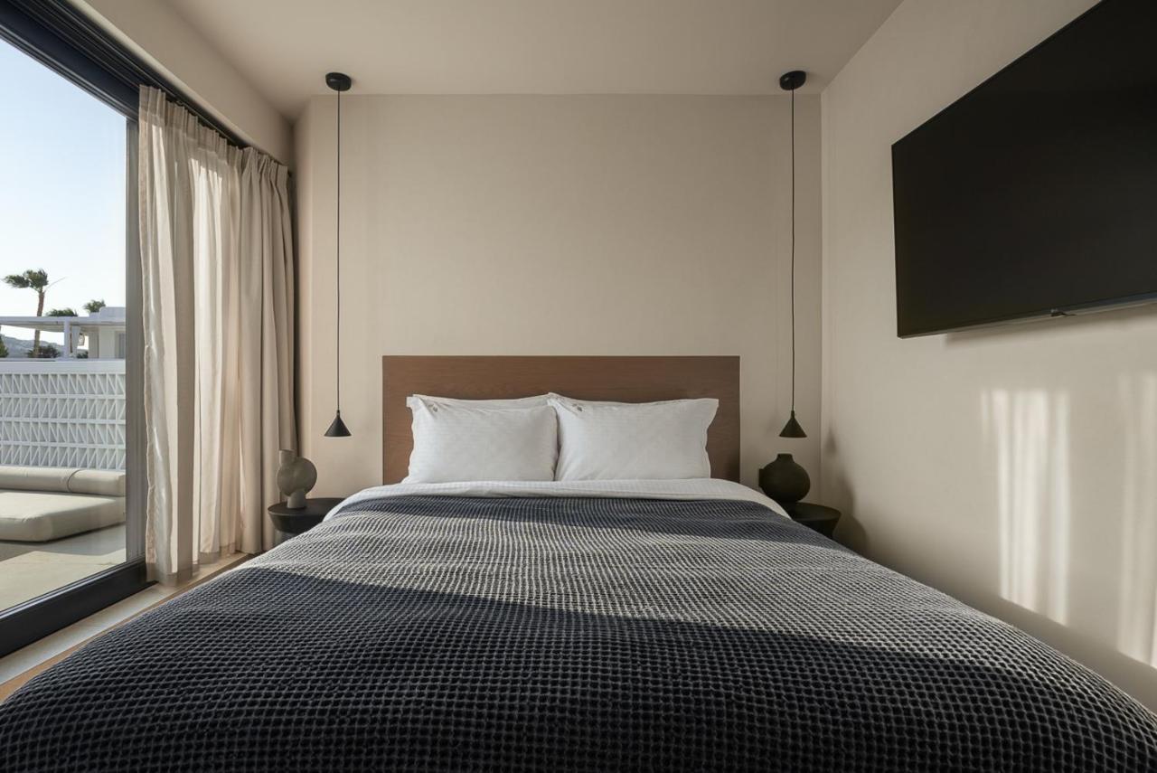 Hotel Cubic Mykonos Seafront Design Ornos (Mykonos)