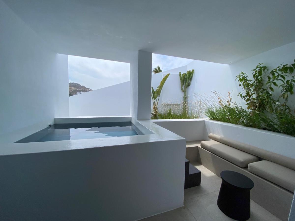Cubic Mykonos Seafront Design Hotel Ornos (Mykonos)