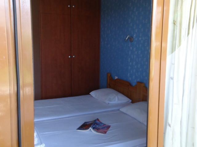 Almini2 Guest house Plataria