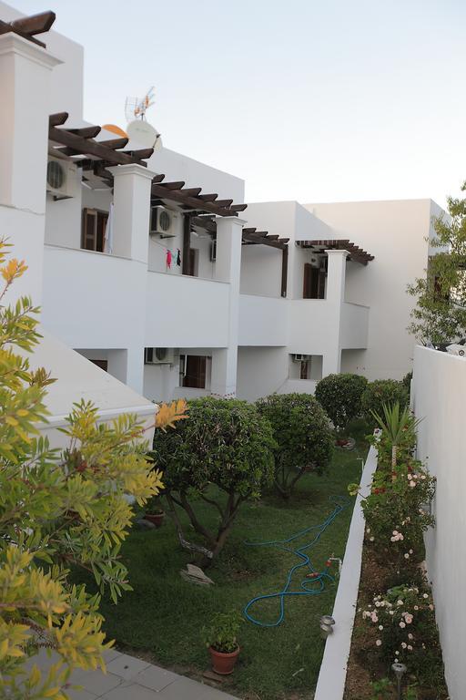 Aparthotel George Skyrosstudios