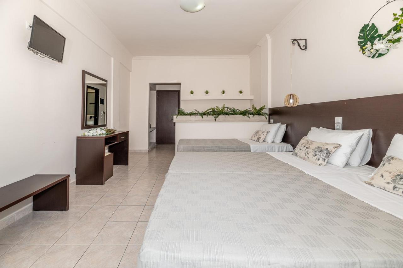 Apartment Mouria &