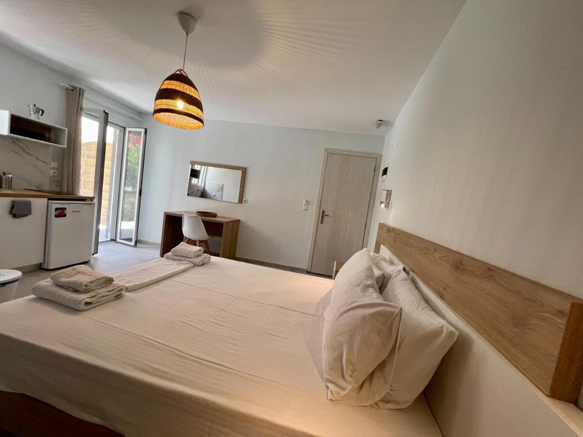 Issos Aparthotel *