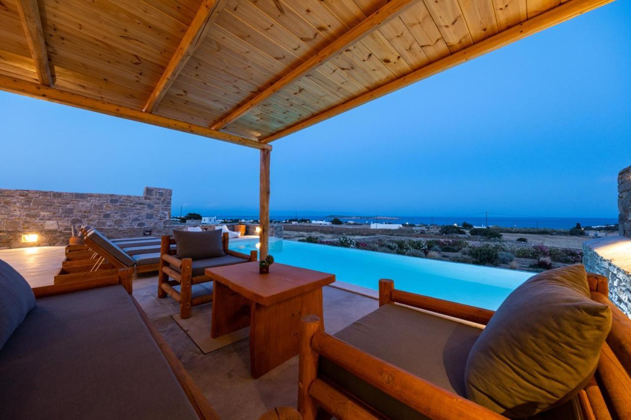 Cycladic Breeze Villa *