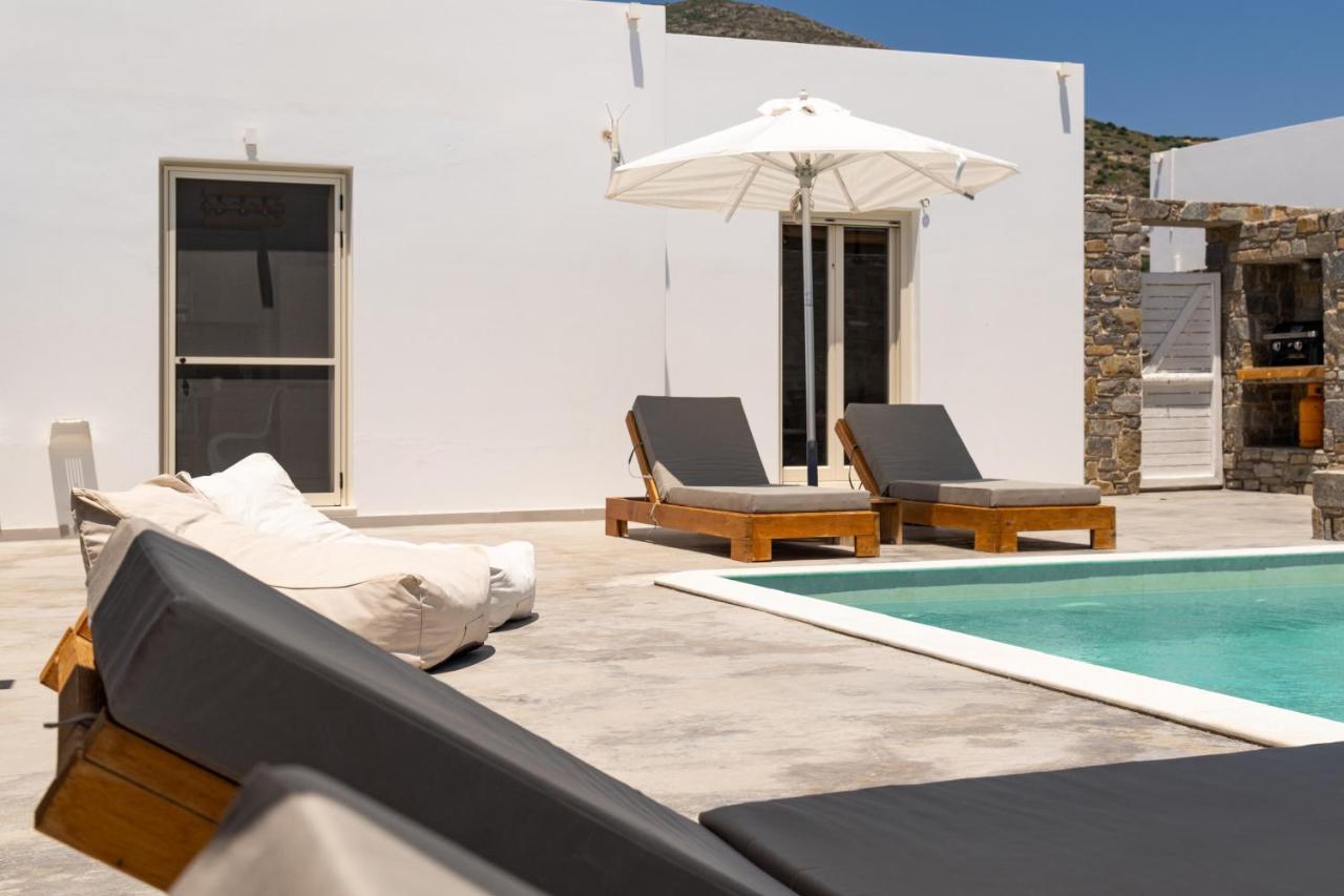 Cycladic Breeze Villa *