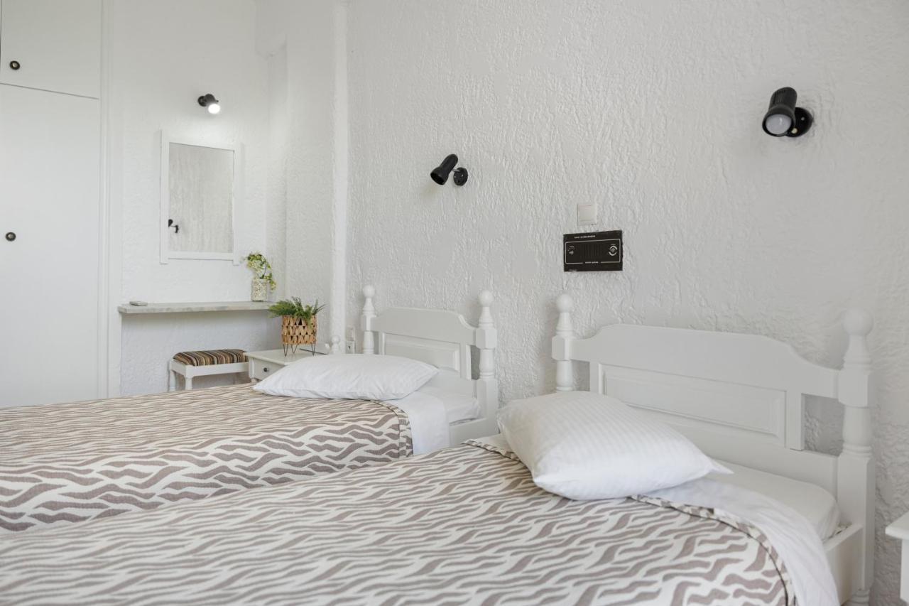 Hotel Alexandros B 2*
