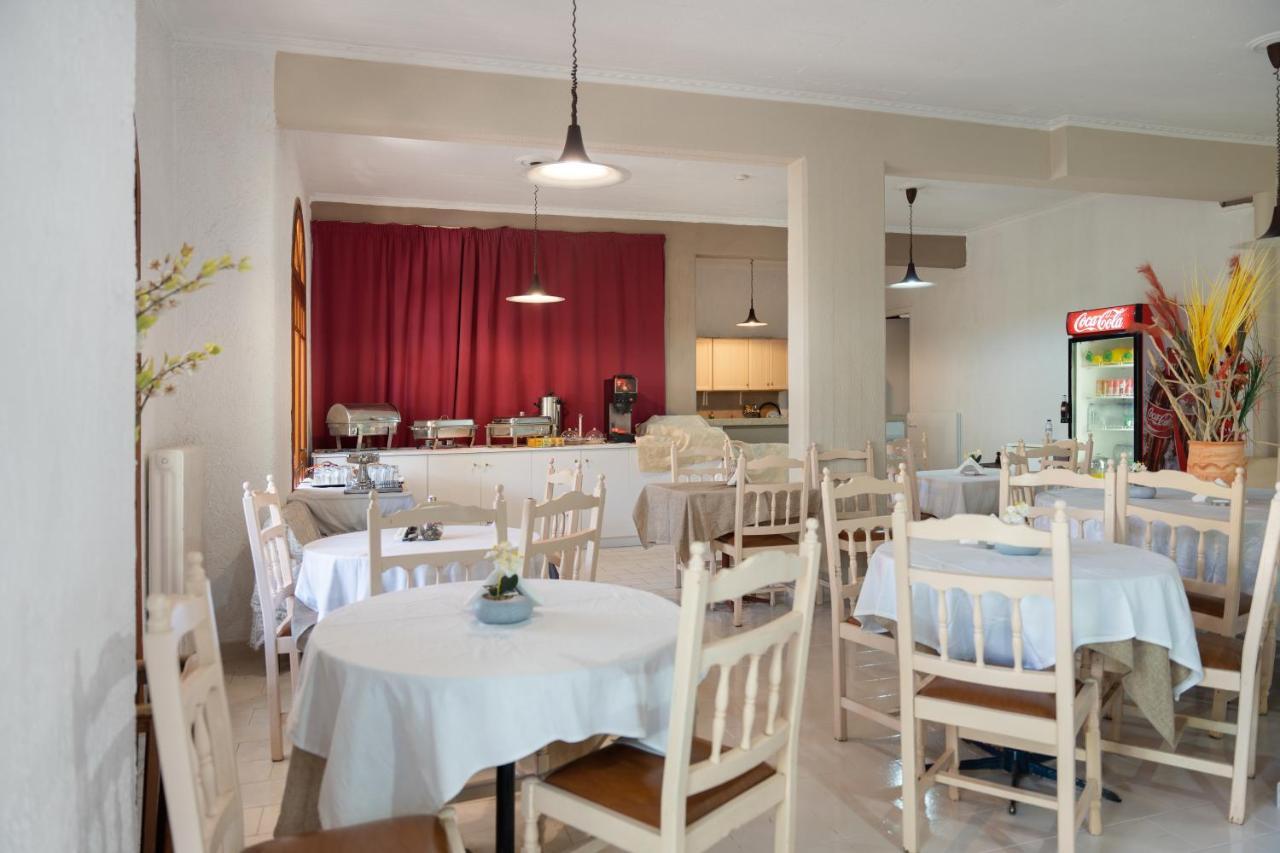Hotel Alexandros B 2*