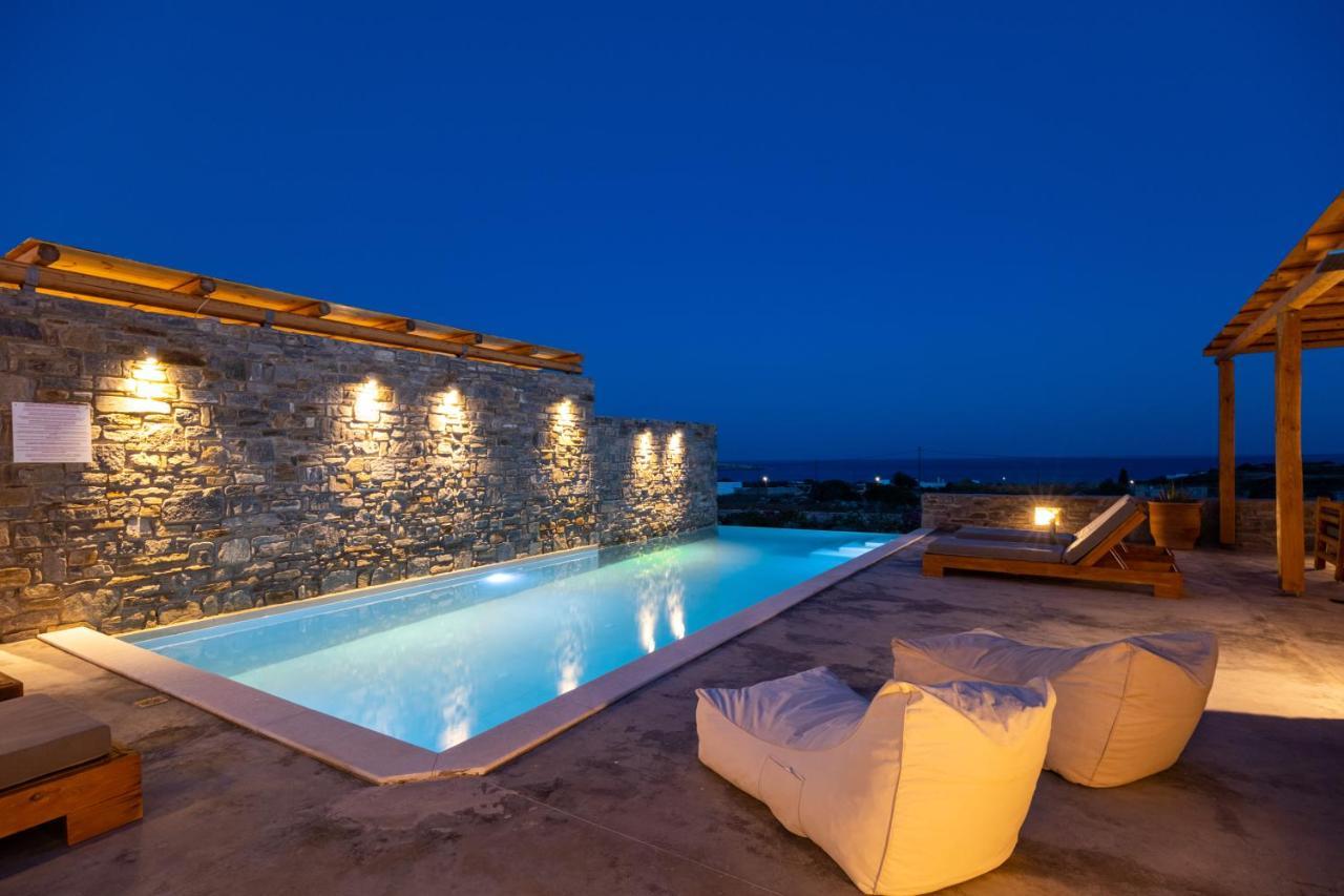 Cycladic Breeze