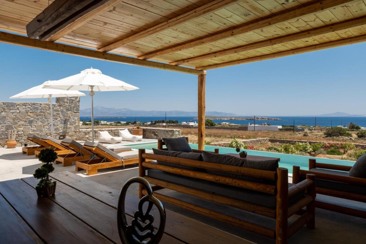 Cycladic Breeze Villa *