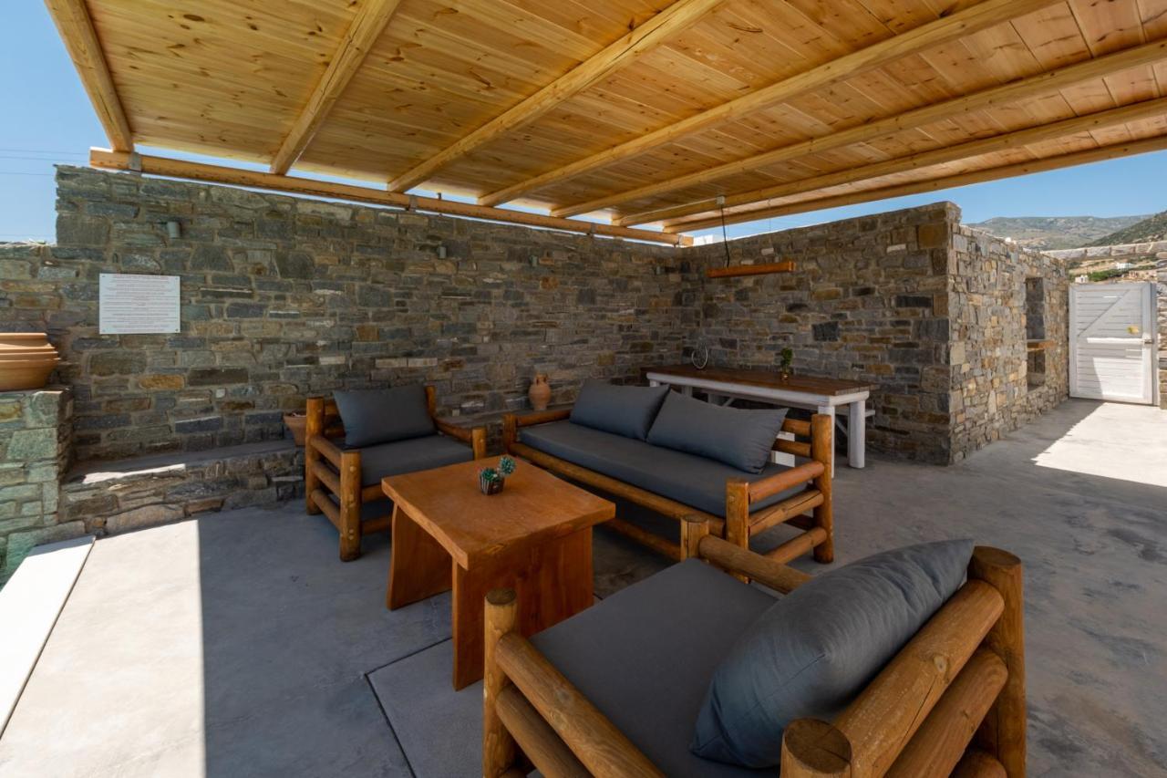Cycladic Breeze Villa *