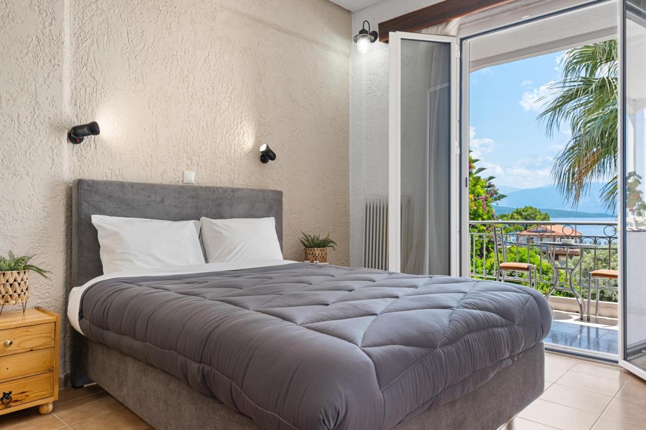 Alexandros B Hotel Nikiana