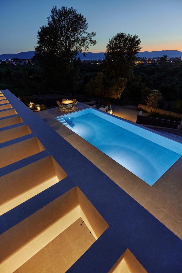 Althea Lavish Estate - & *