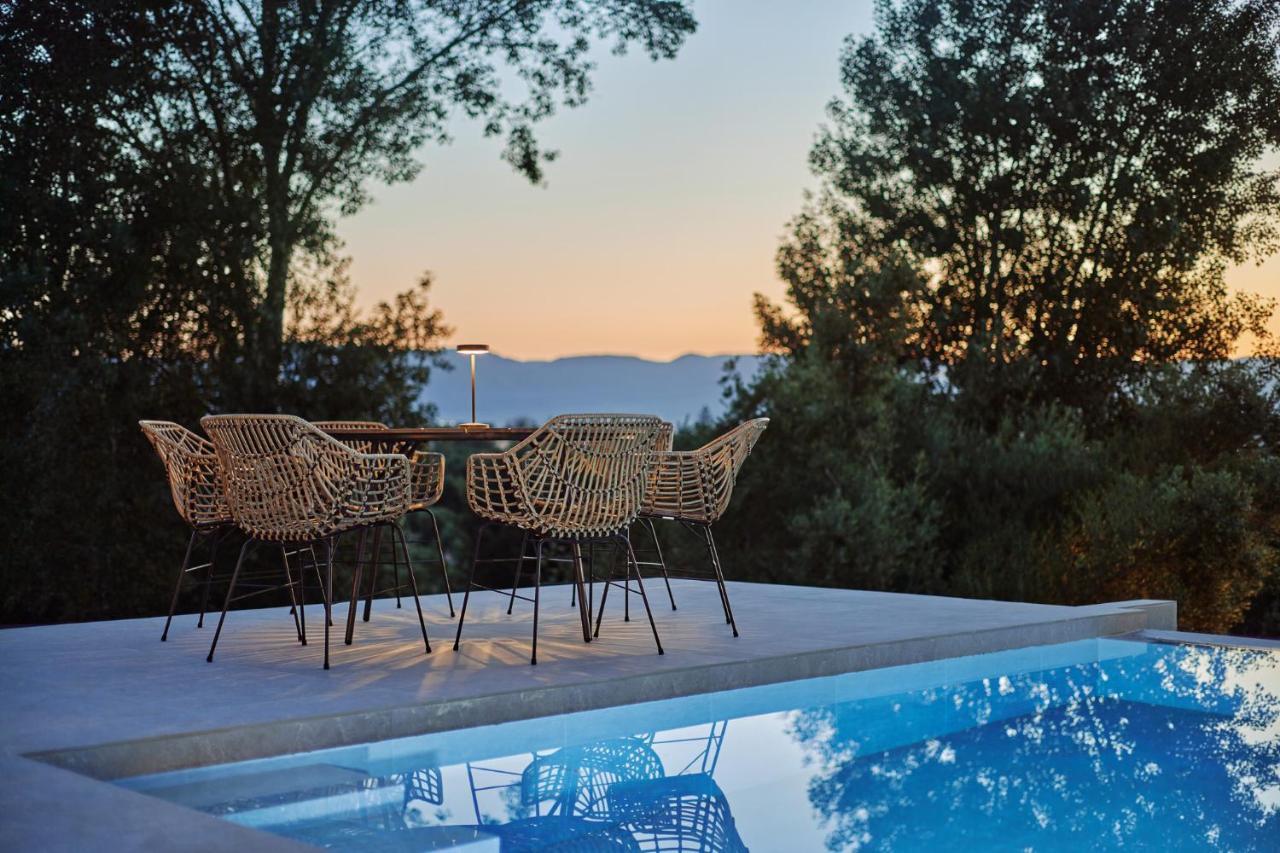 Althea Lavish Estate - &