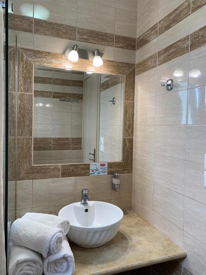 Yolanda Apartment Paralia Agias Foteinis
