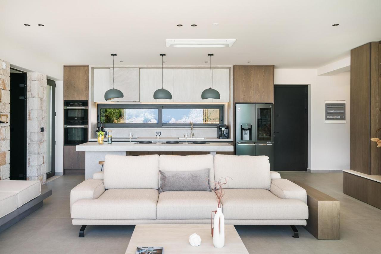 Villa 7 Seas - With Amazing View *