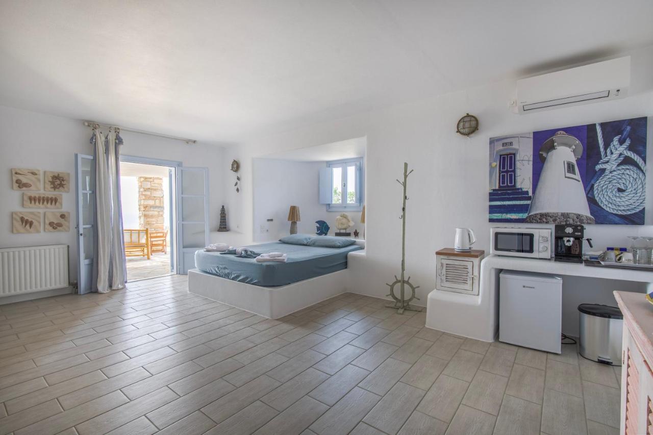 Rossi Paros Luxury And Apartment
