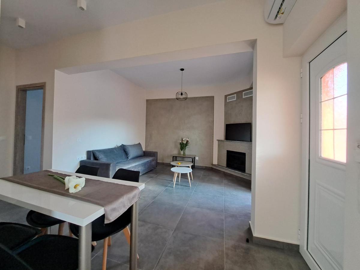 Andreas' Apartment