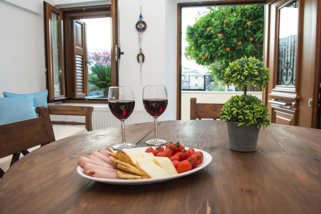 Karpimo Vineyard With Heated Pool *