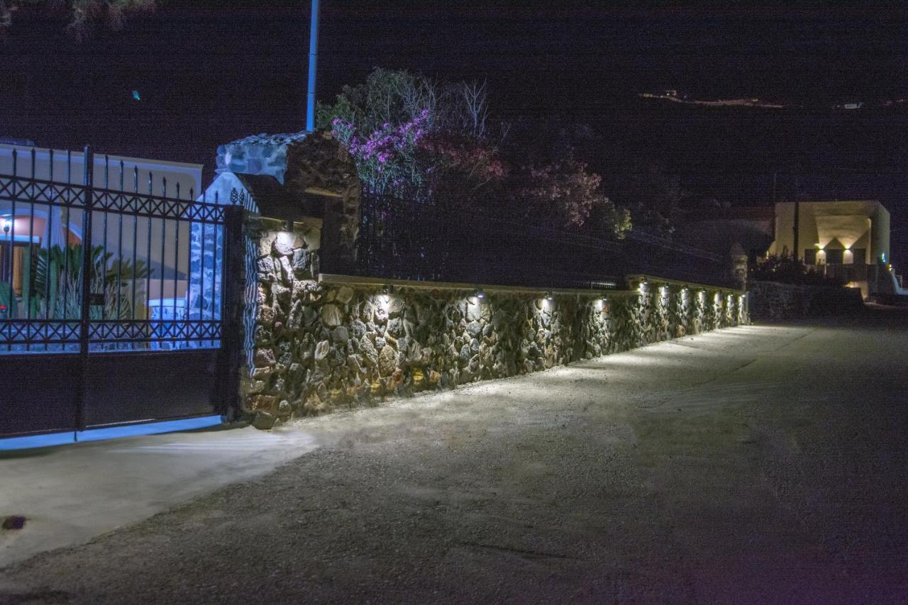 Karpimo Vineyard With Heated Pool Exo Gonia