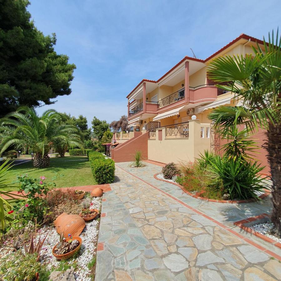 Aparthotel Agrili Apartments & Rooms