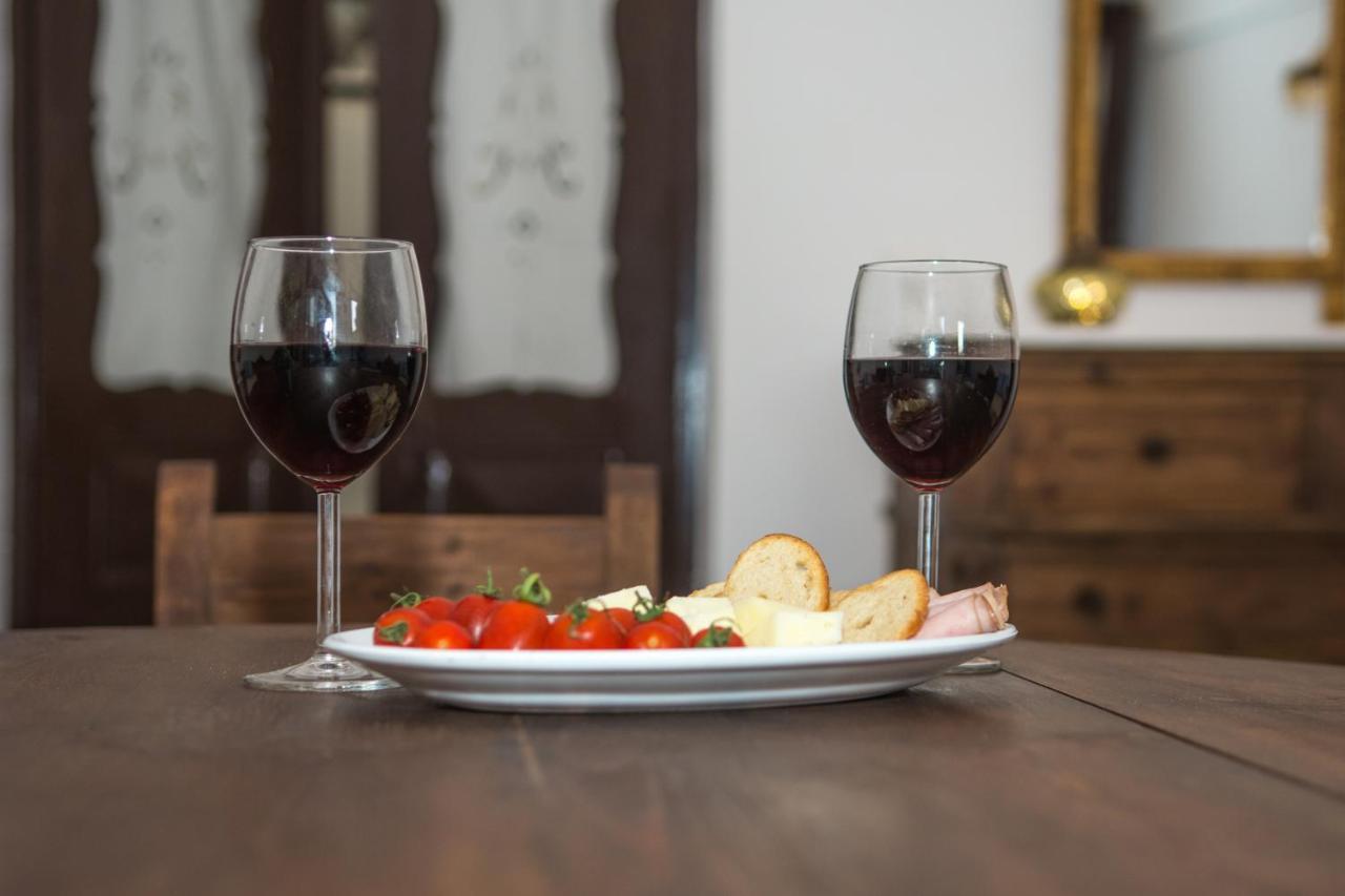 Karpimo Vineyard With Heated Pool Holiday home *