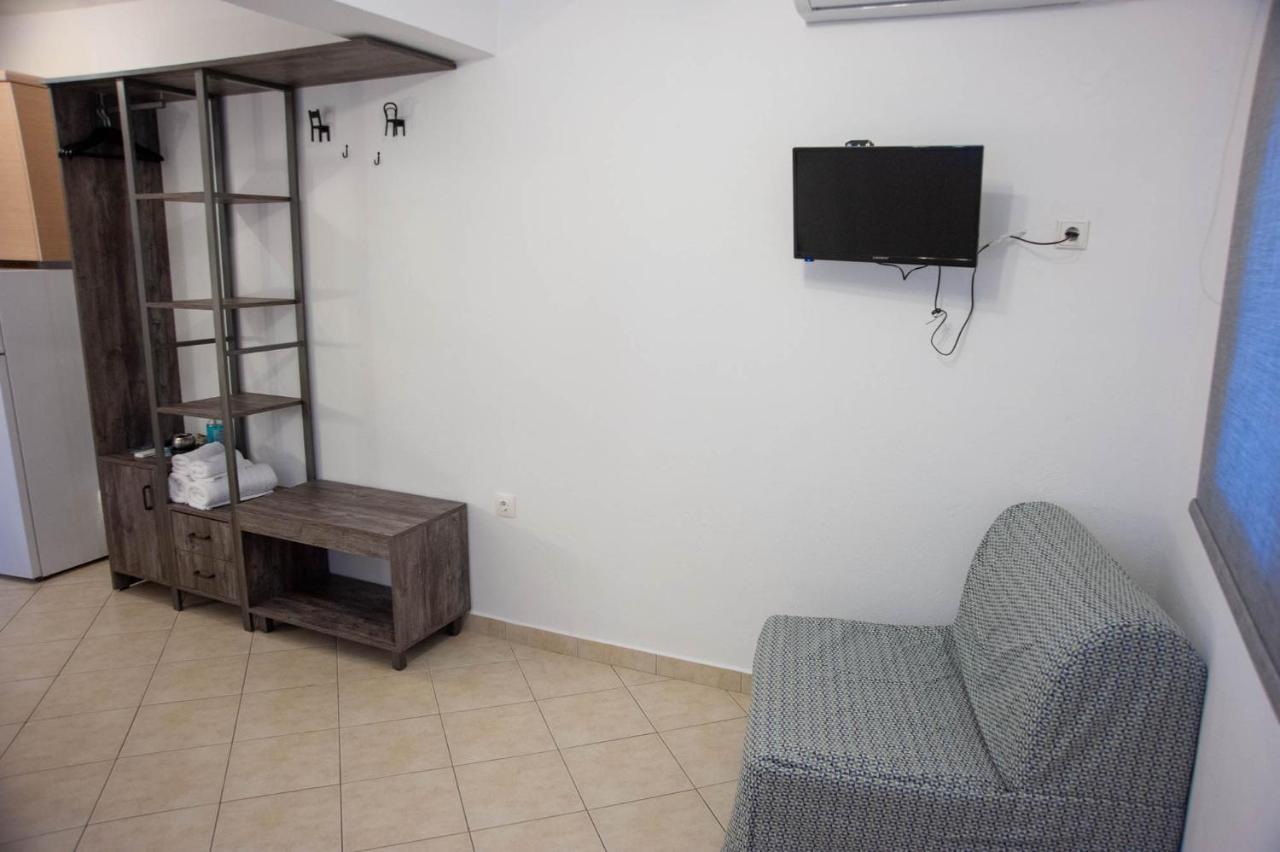 Aparthotel Alexandros
