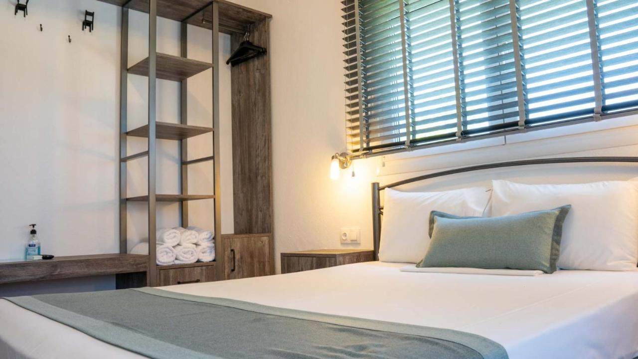 Alexandros Aparthotel
