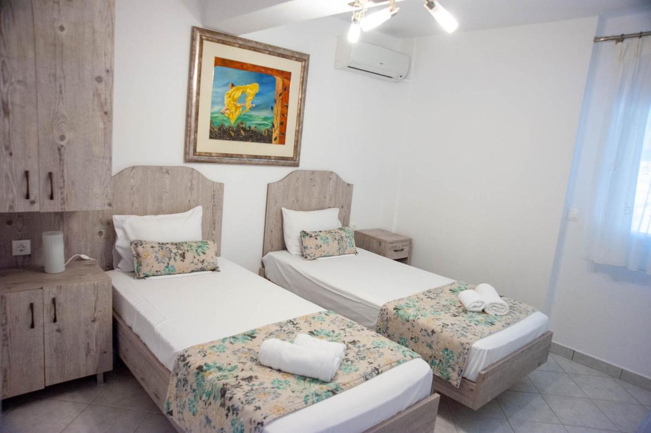 Aparthotel Alexandros
