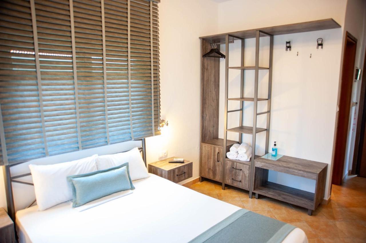 Alexandros Aparthotel Vourvourou