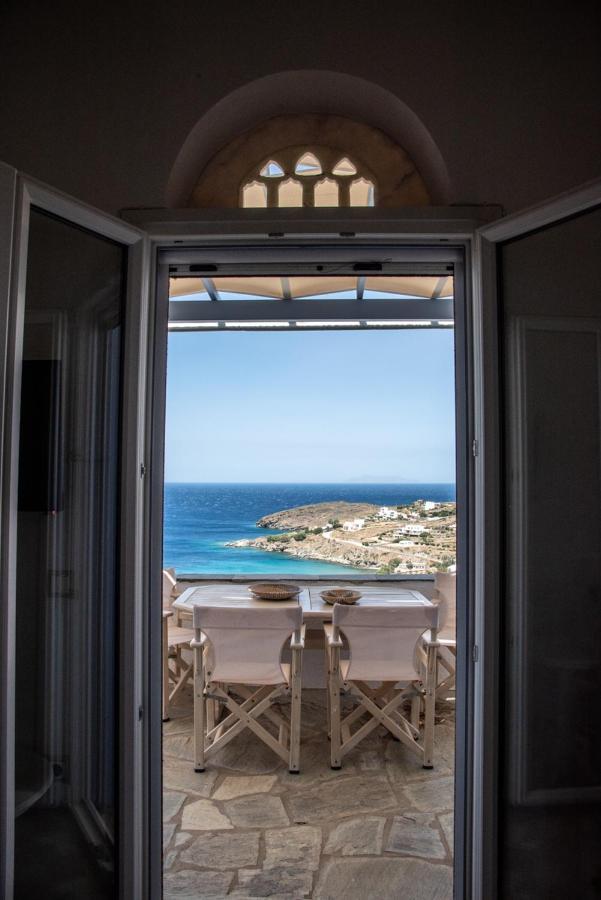 Iliopetra Villa