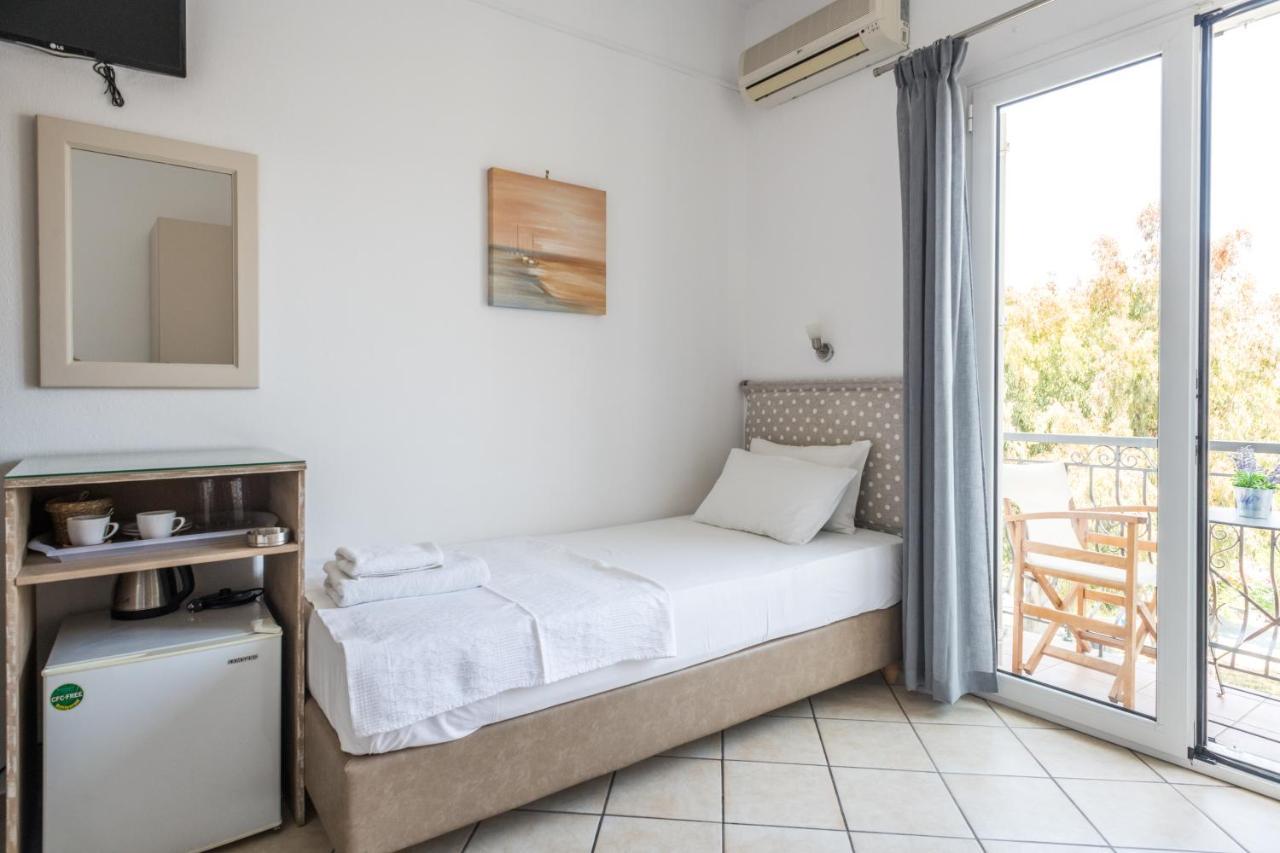 Annis House * Skiathos Town