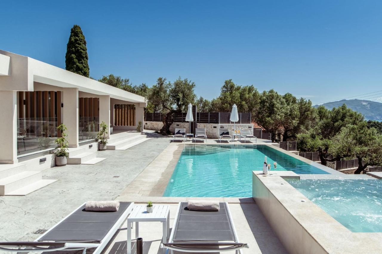 Villa Roselia - Luxury Escape With Magnificent Views, By Zantewize Laganas