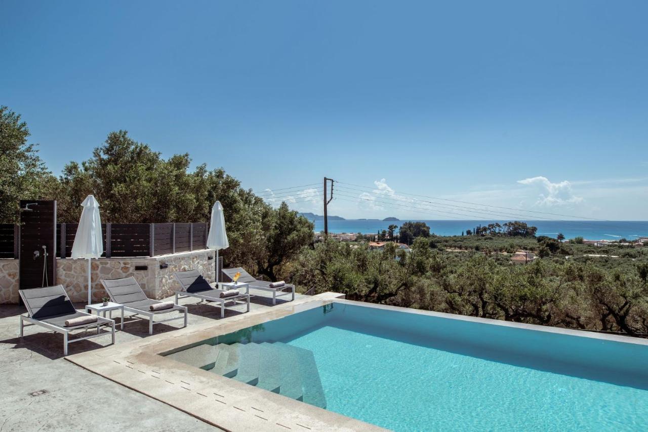 Roselia - Luxury Escape With Magnificent Views, By Zantewize Laganas