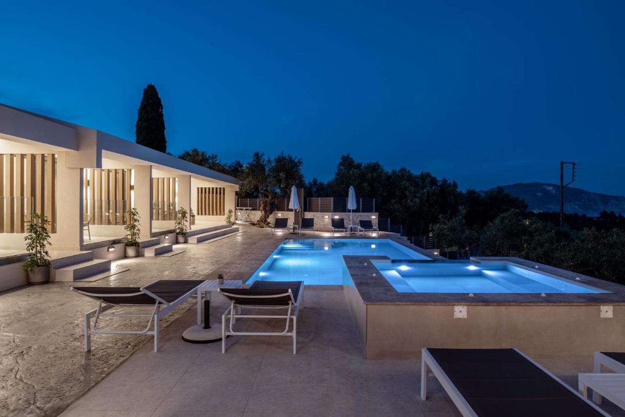 Roselia - Luxury Escape With Magnificent Views, By Zantewize Villa Laganas
