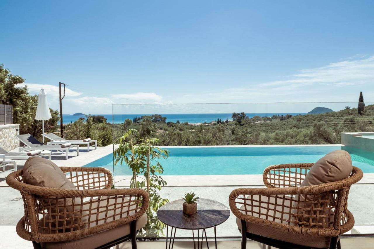 Roselia - Luxury Escape With Magnificent Views, By Zantewize Villa Laganas