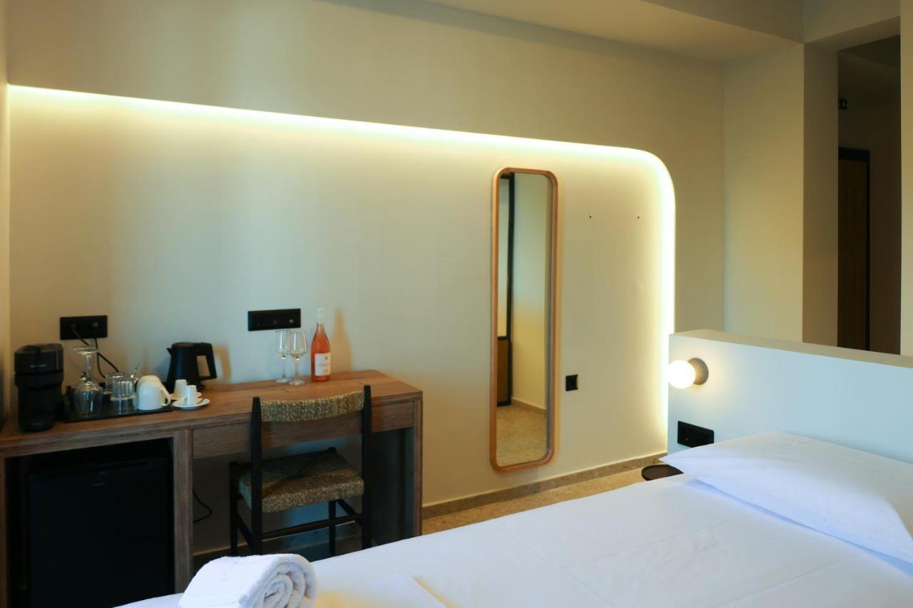 Uphill Unique Boutique Hotel Skiathos Town