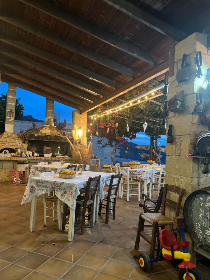 Georgakas Hotel *