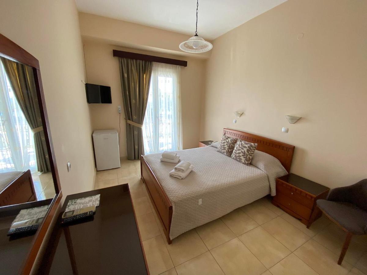 Pavlos - Hotel 2*