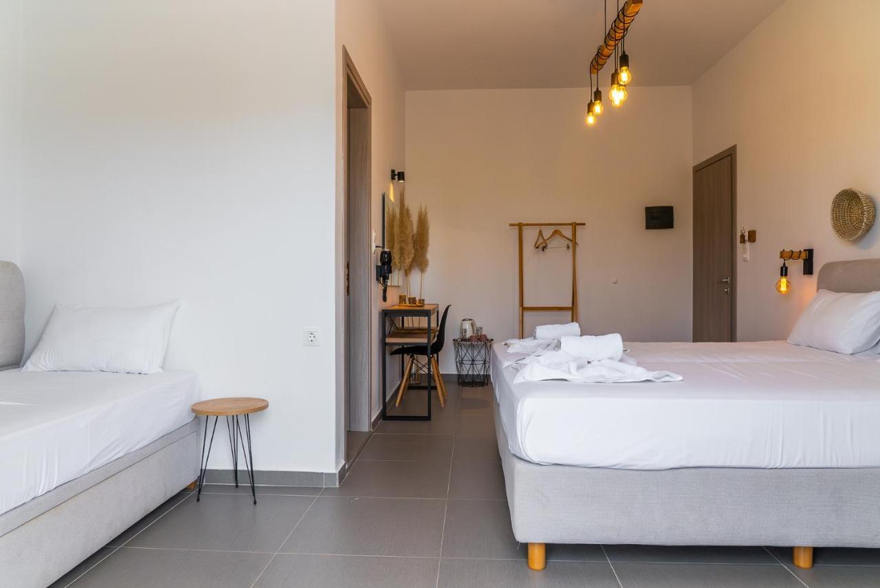 Eleftheria Studios Antiparos