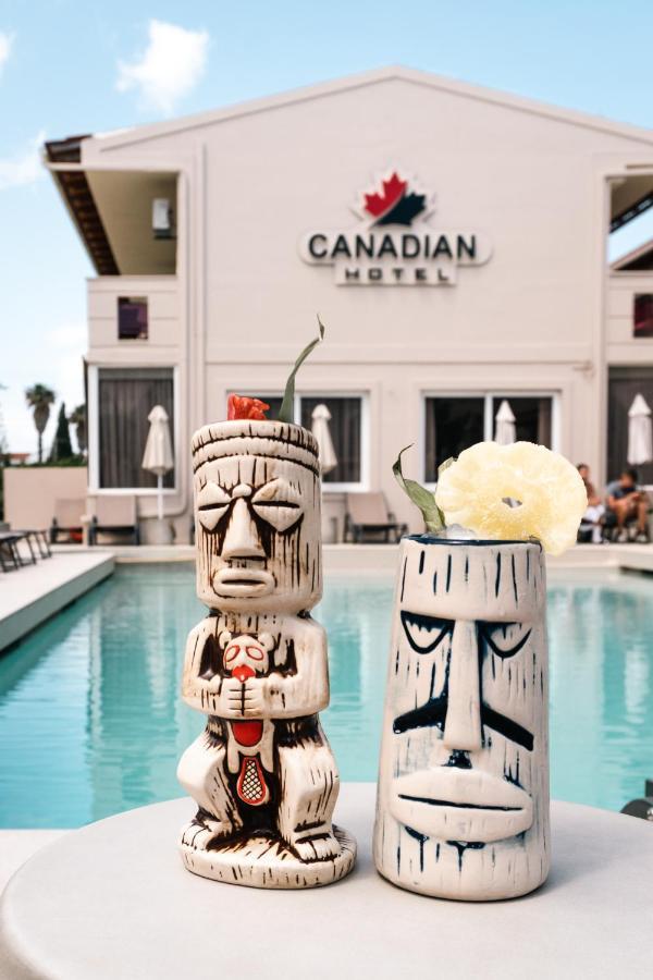 Canadian Hotel 3*