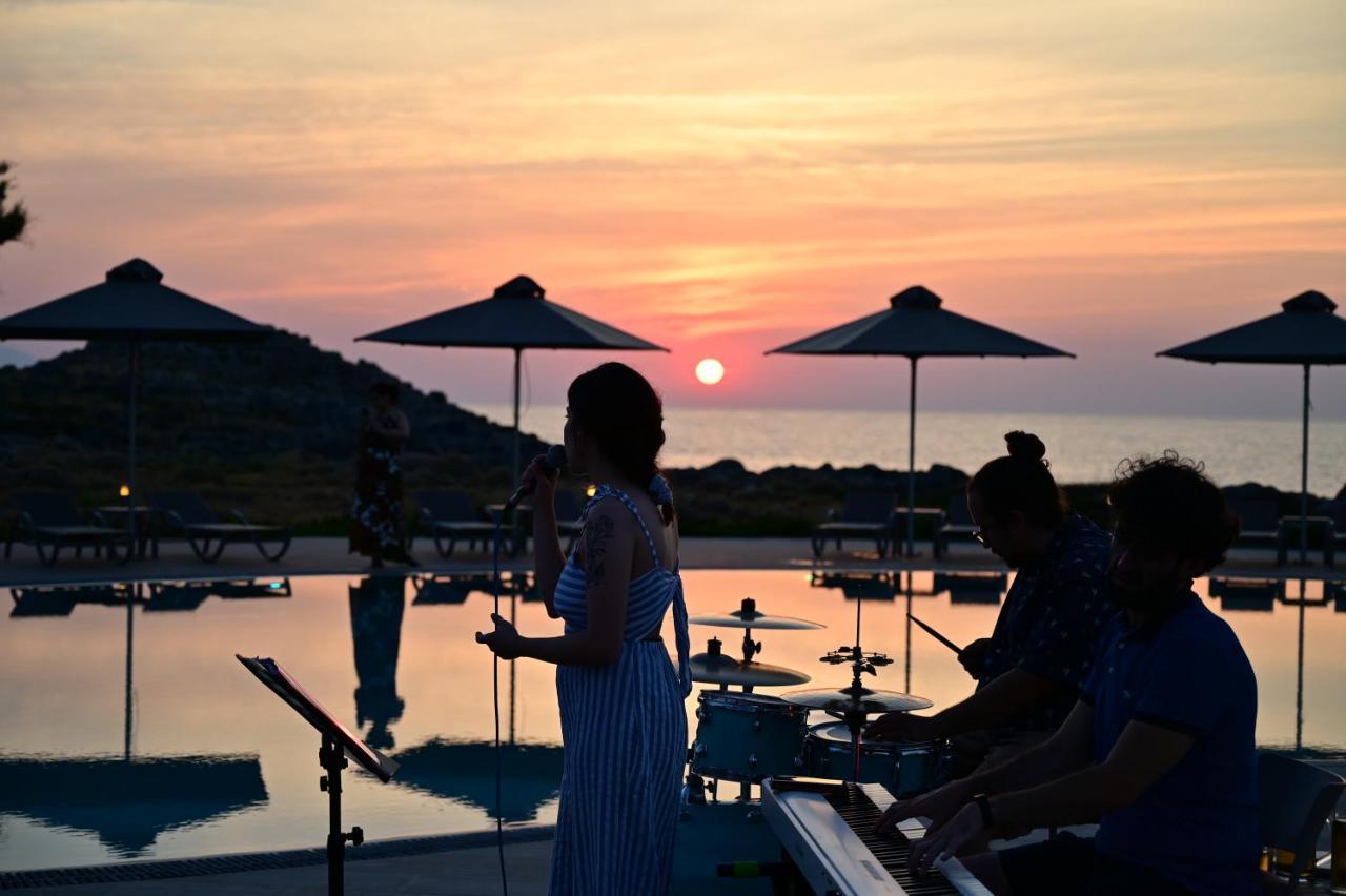 Aparthotel Kavos & 3*