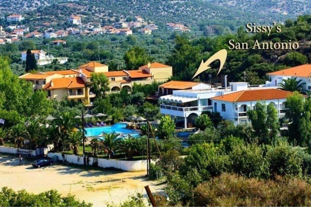 Sissy's San Antonio Thassos