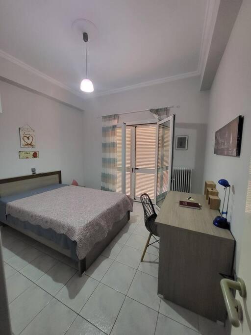 Holiday home σπίτι δίπλα στην θάλασσα *