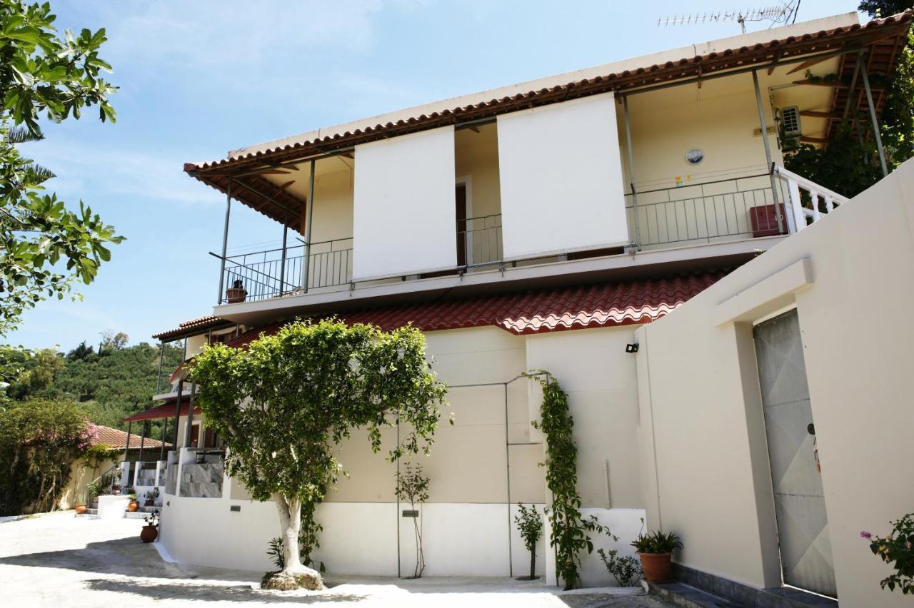 Apartment Petros Giatras - *