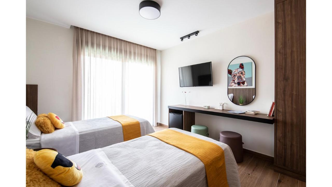 Salina - With Private Heated Eco-pool, Sauna & Jaccuzi Hot Tub Volos