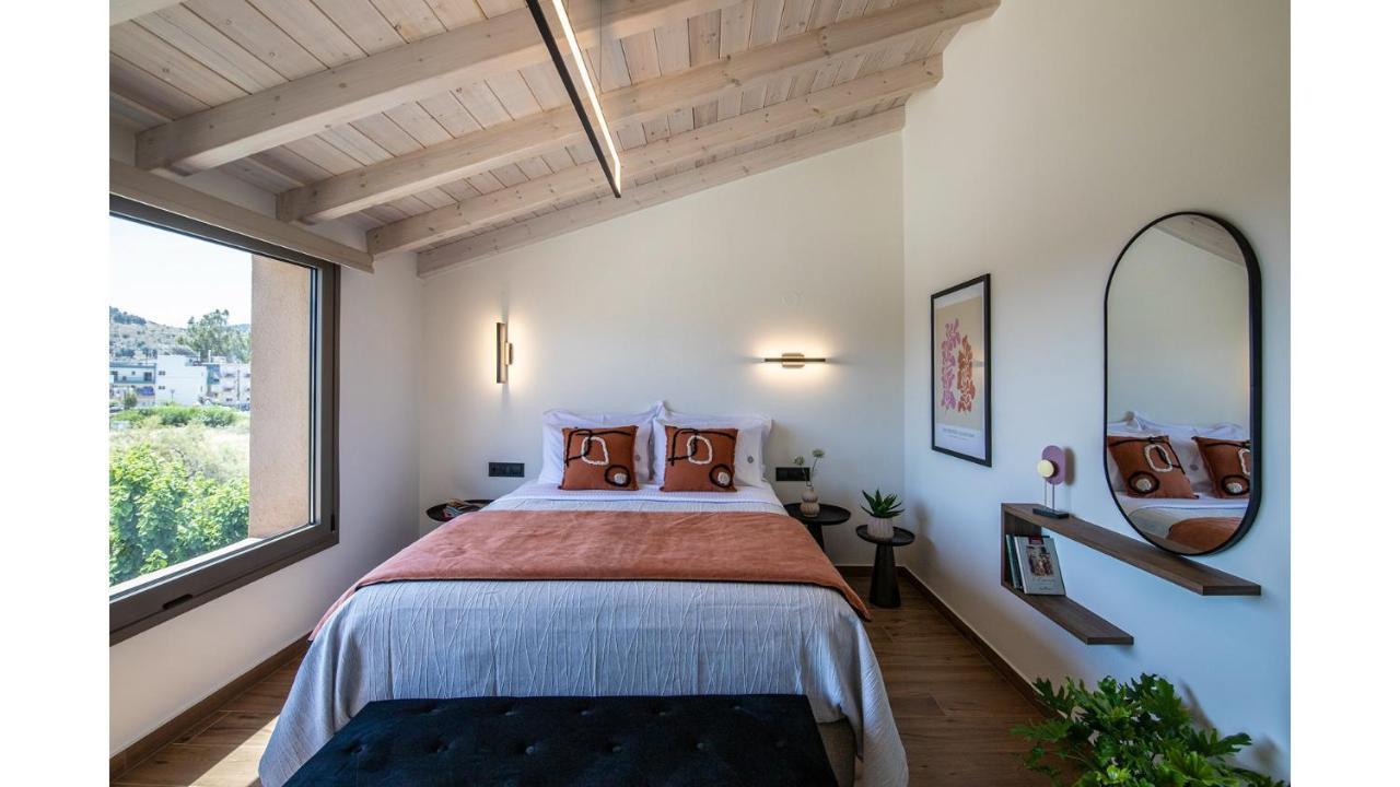 Salina - With Private Heated Eco-pool, Sauna & Jaccuzi Hot Tub * Volos