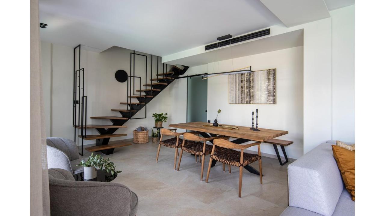 Salina - With Private Heated Eco-pool, Sauna & Jaccuzi Hot Tub Volos