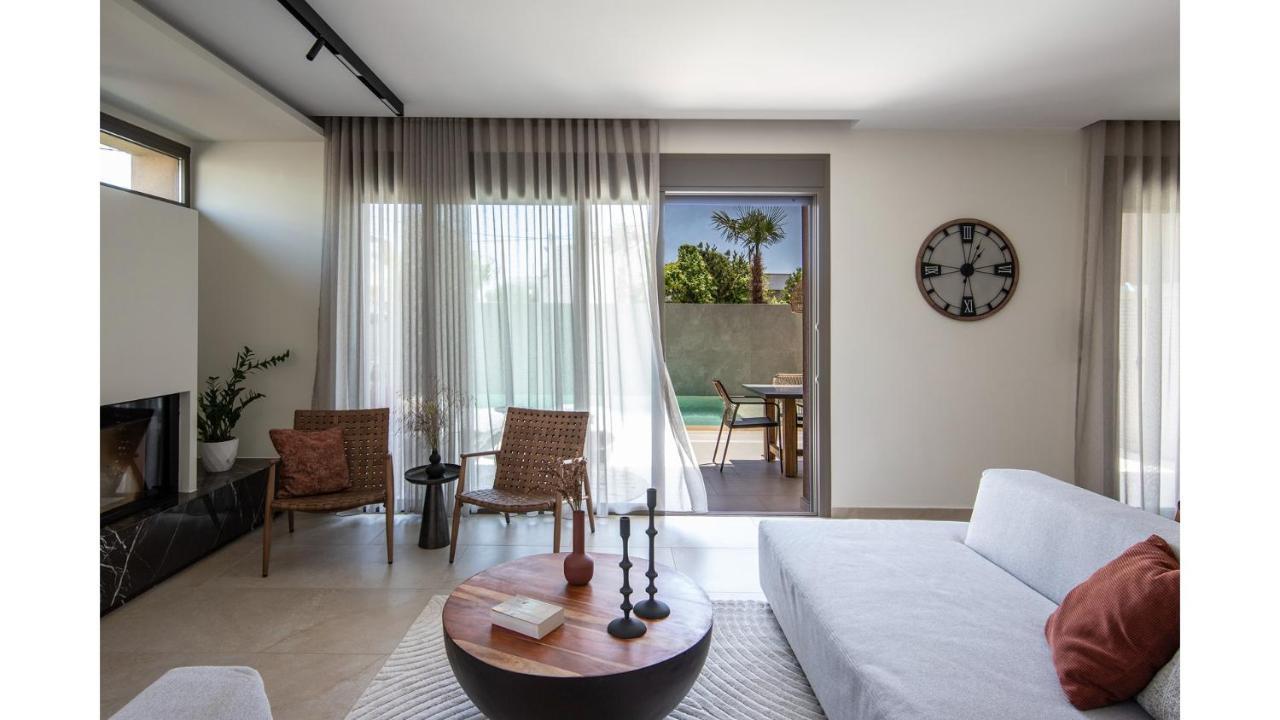 Salina - With Private Heated Eco-pool, Sauna & Jaccuzi Hot Tub * Volos